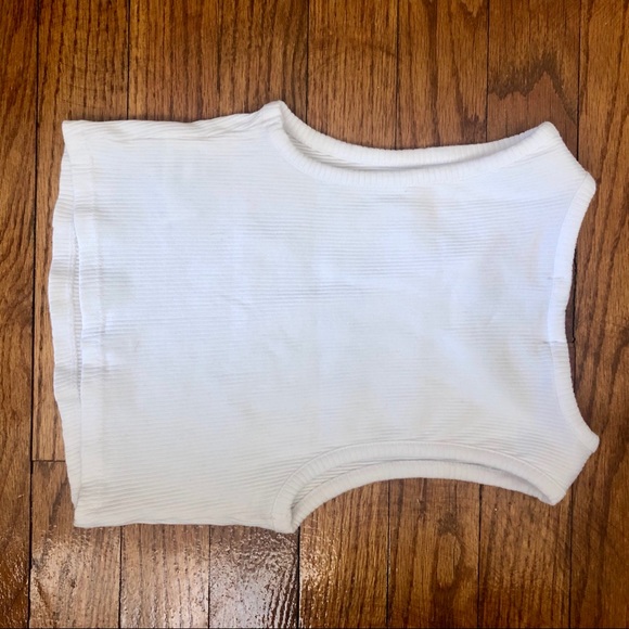 Crop top - Picture 2 of 2